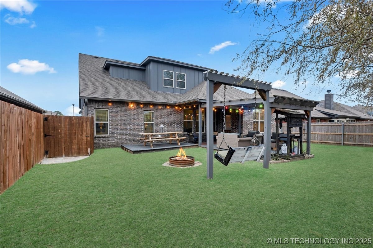 8100 S Gardenia Avenue Property Photo 57