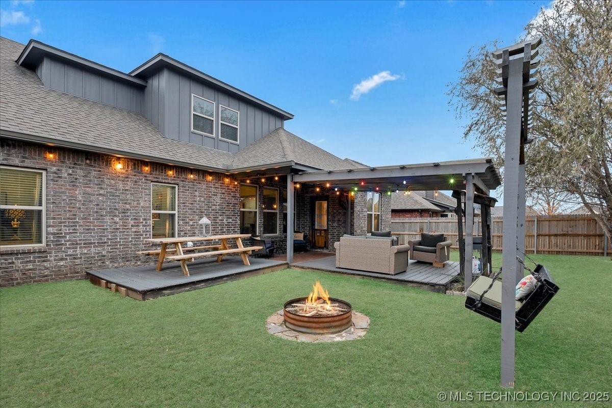 8100 S Gardenia Avenue Property Photo 58