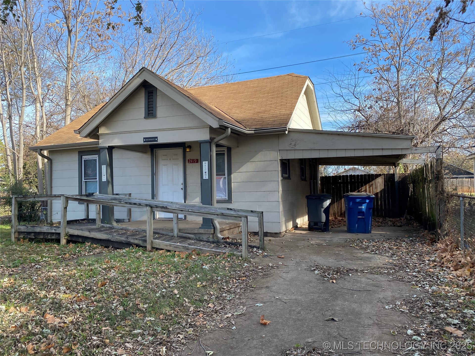 2419 S Olympia Avenue A Property Photo 1