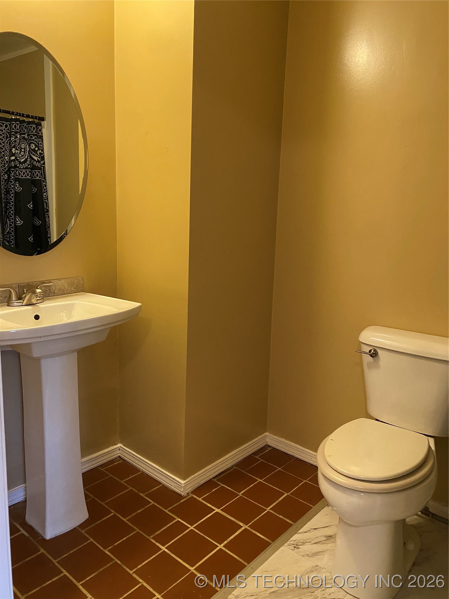 2419 S Olympia Avenue A Property Photo 13