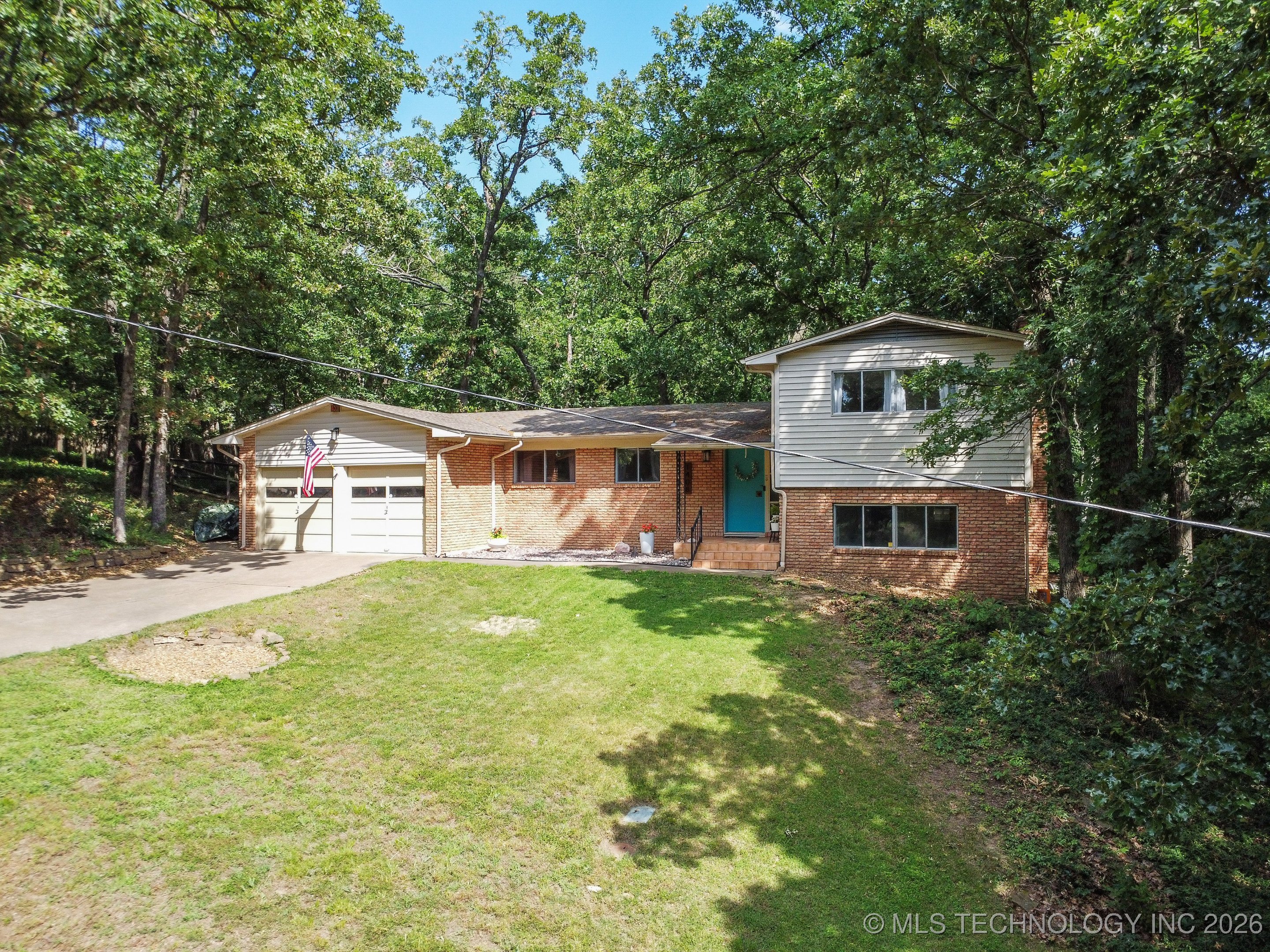 1408 Rockdale Road Property Photo 2