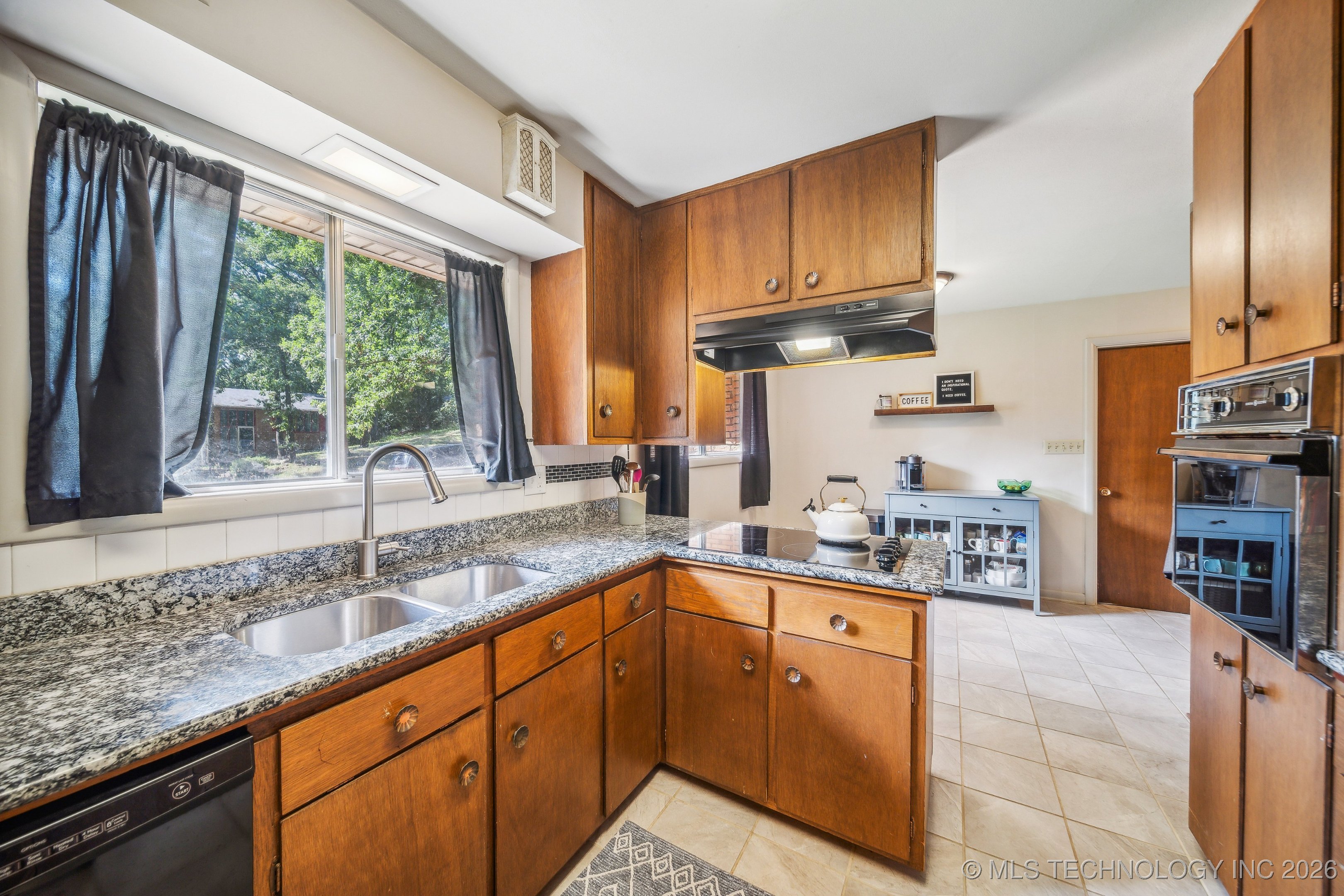 1408 Rockdale Road Property Photo 10