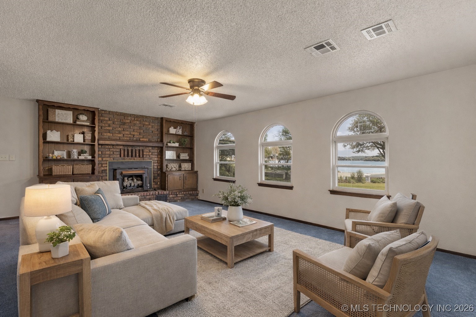 33960 Eagle Circle Property Photo 2