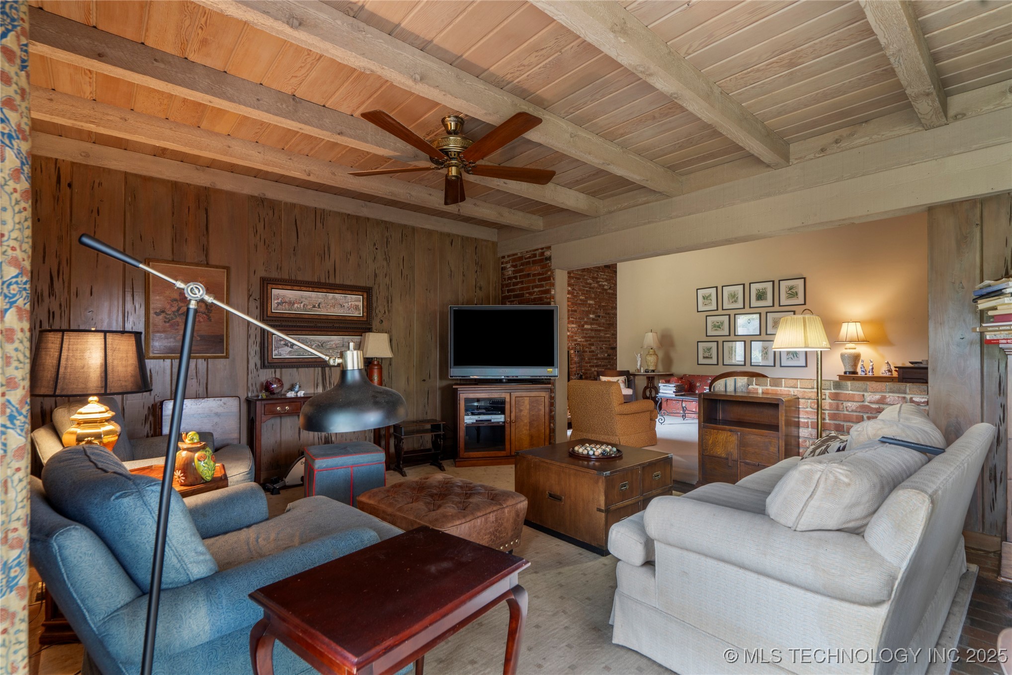 3432 E 57th Place Property Photo 14