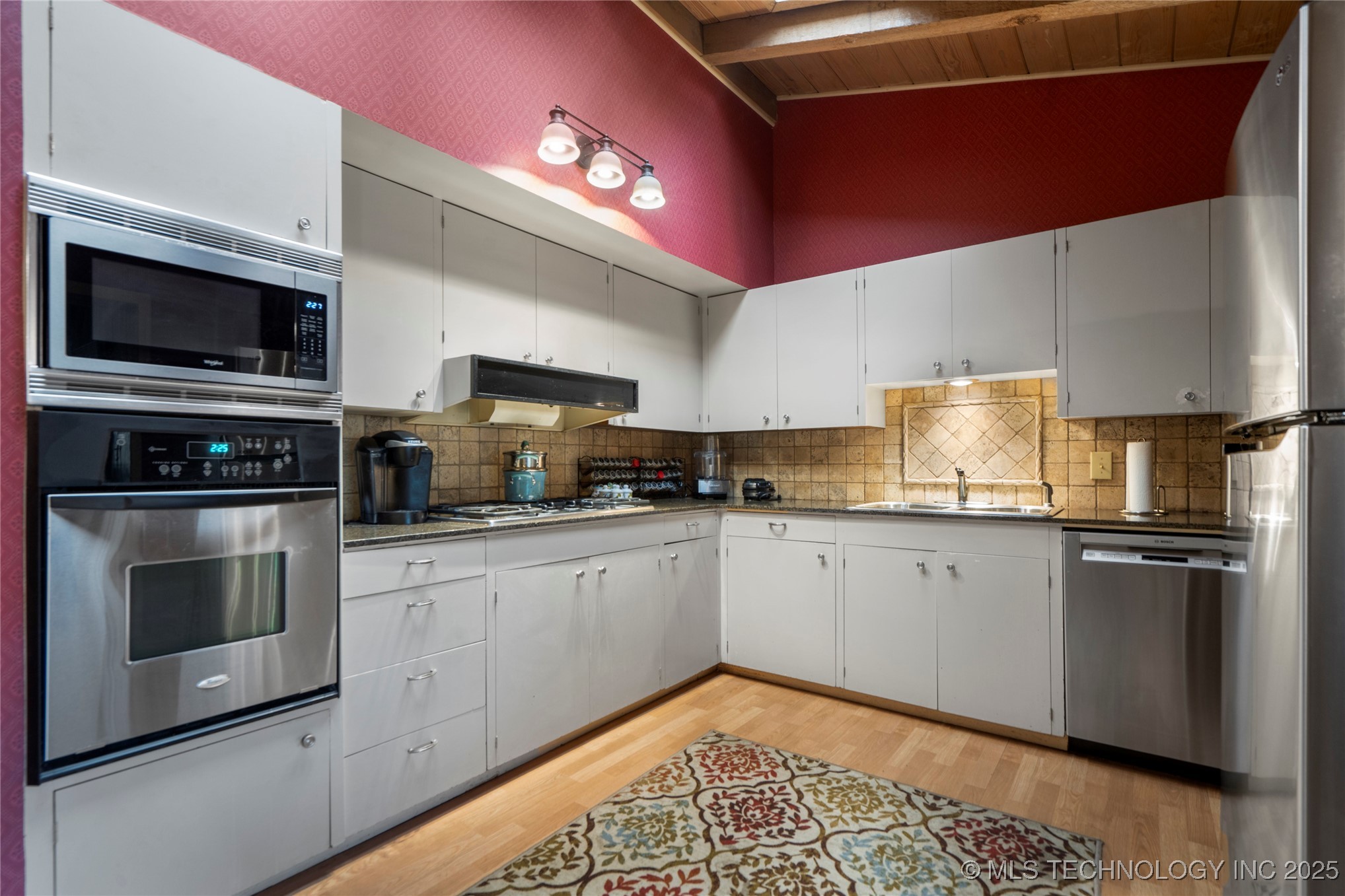 3432 E 57th Place Property Photo 20