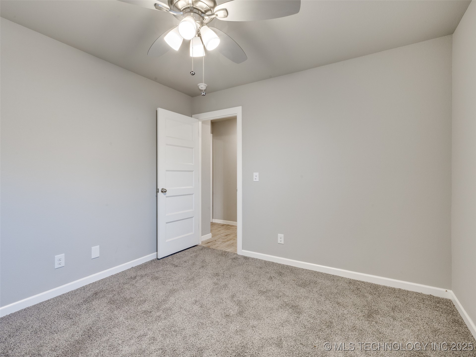 401 W Harrison Street Property Photo 32