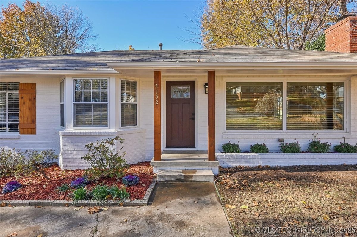 4152 S Trenton Avenue Property Photo 4