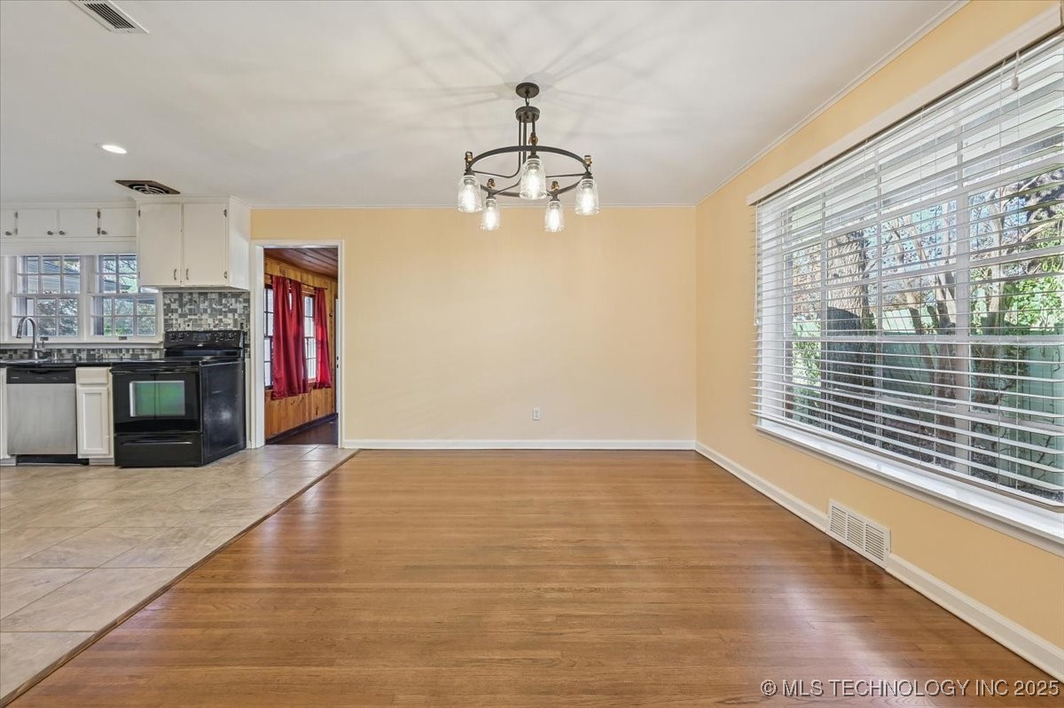 4152 S Trenton Avenue Property Photo 12