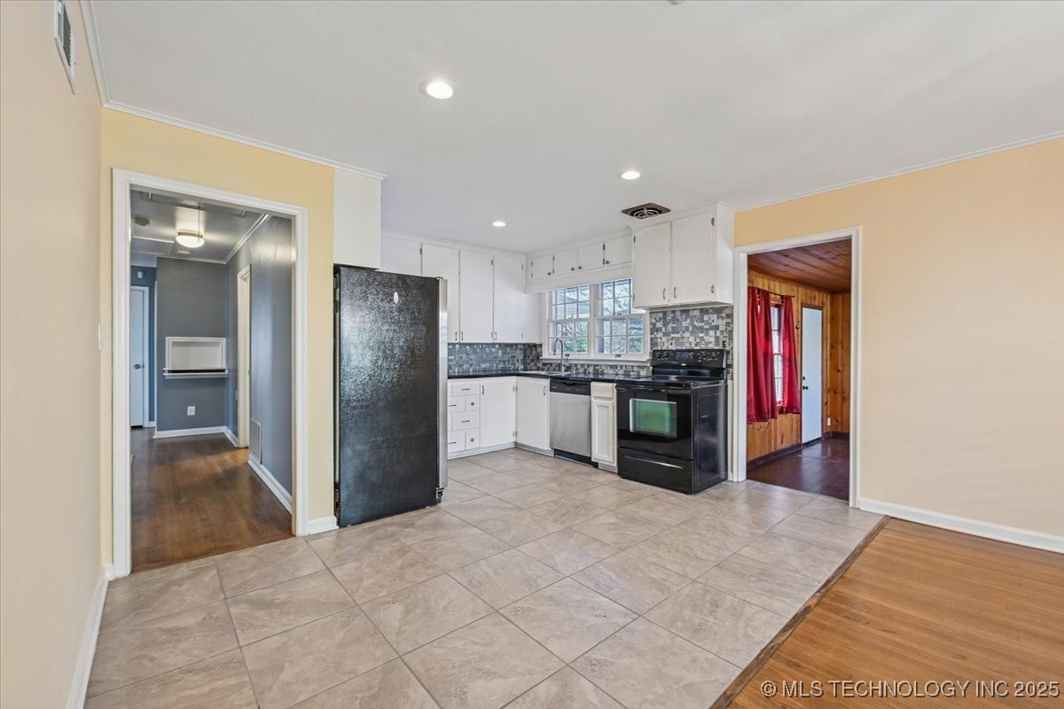 4152 S Trenton Avenue Property Photo 16