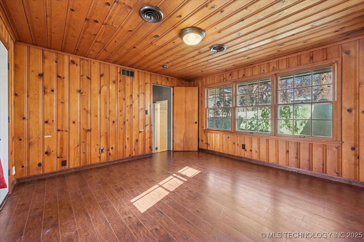 4152 S Trenton Avenue Property Photo 35