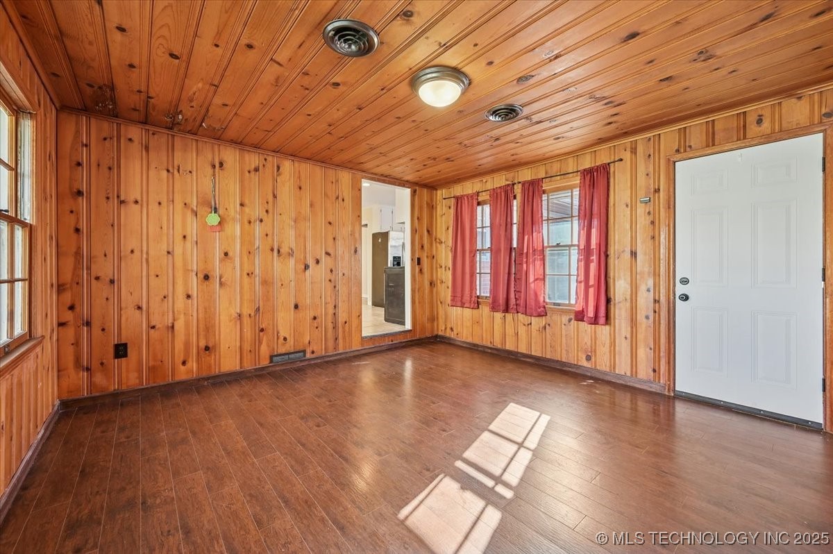 4152 S Trenton Avenue Property Photo 37