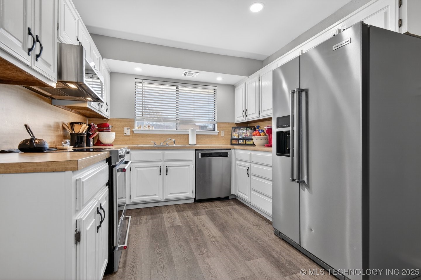 5209 Nowata Road B203 Property Photo 20