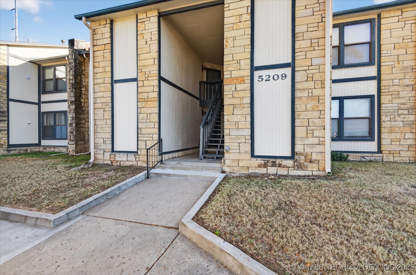 5209 Nowata Road B203 Property Photo 22