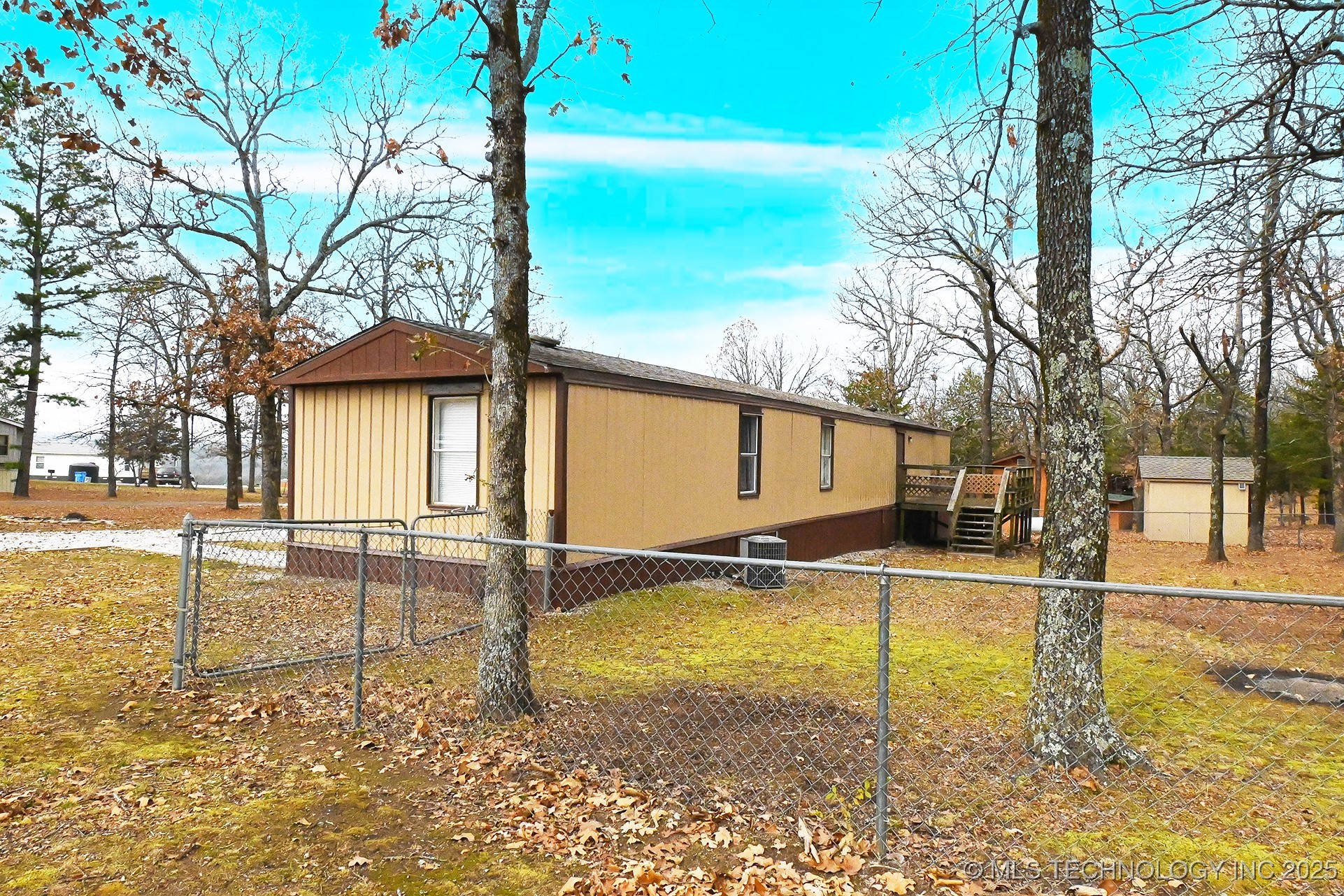 211 Wildwood Property Photo 4