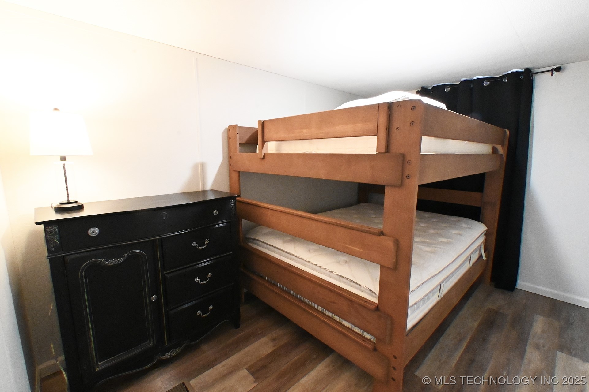 211 Wildwood Property Photo 23