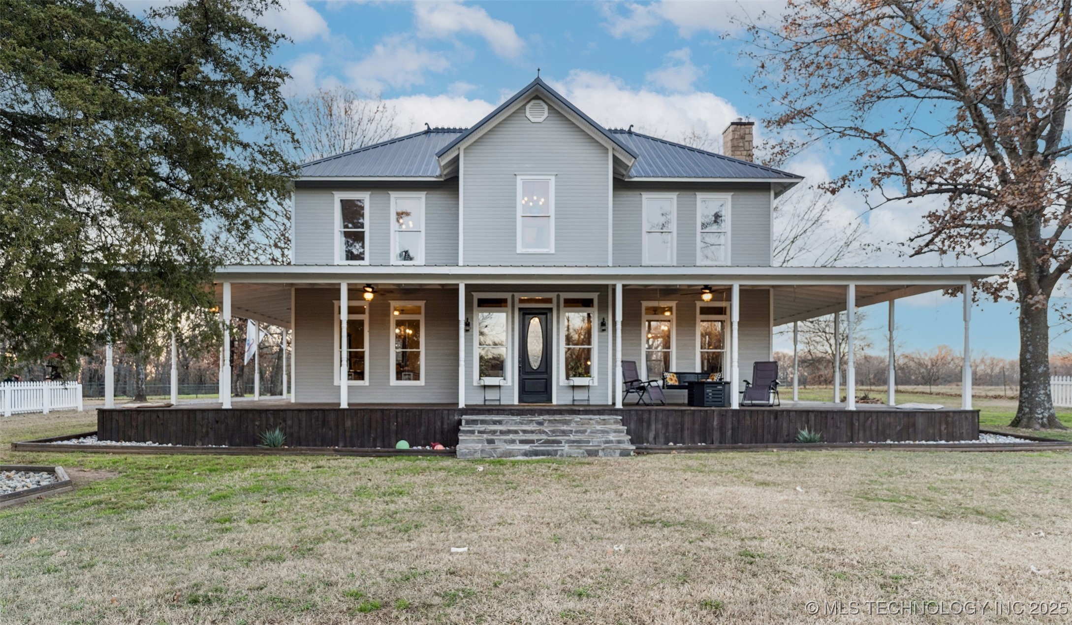 5558 N 441 Property Photo 1