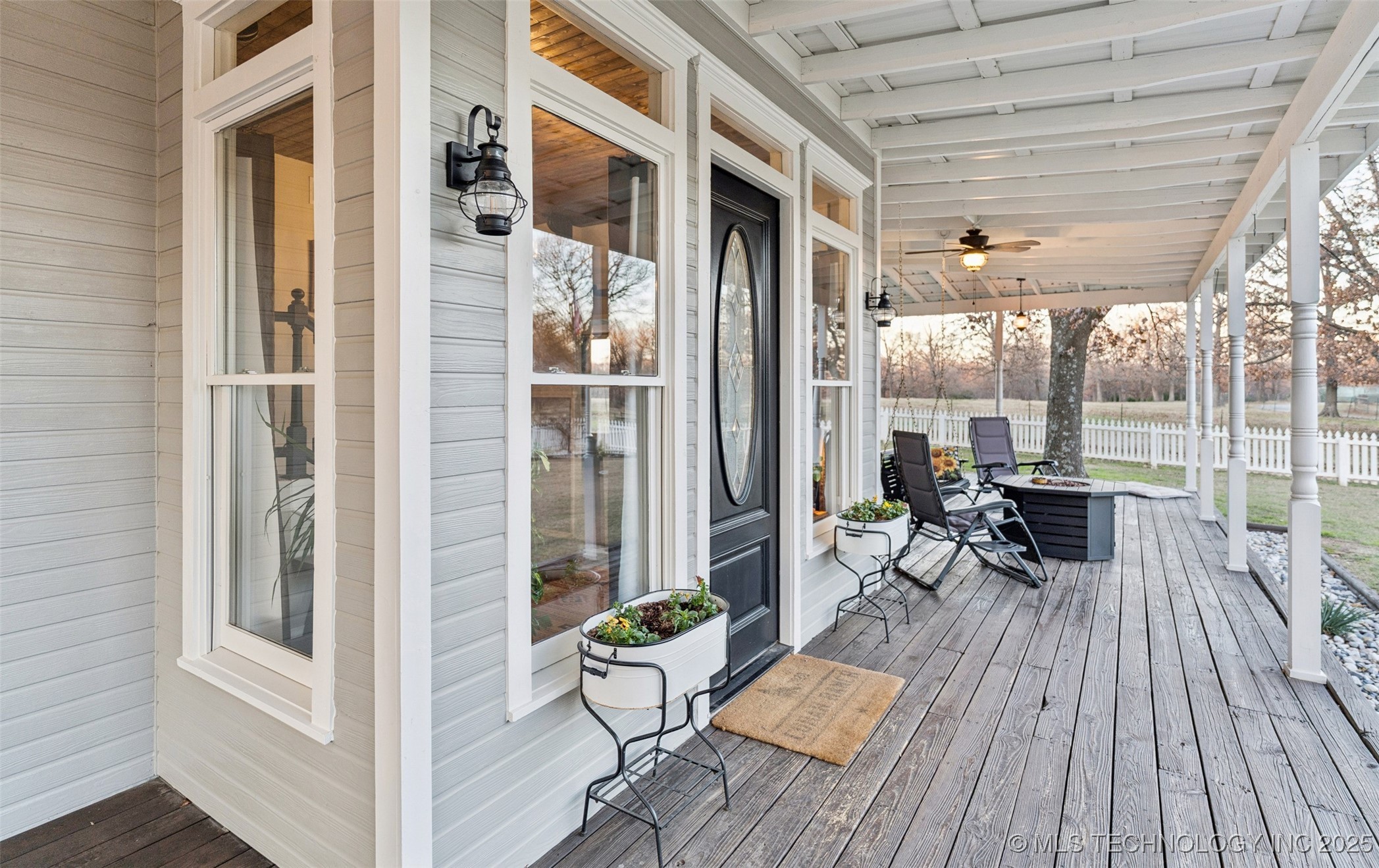 5558 N 441 Property Photo 8