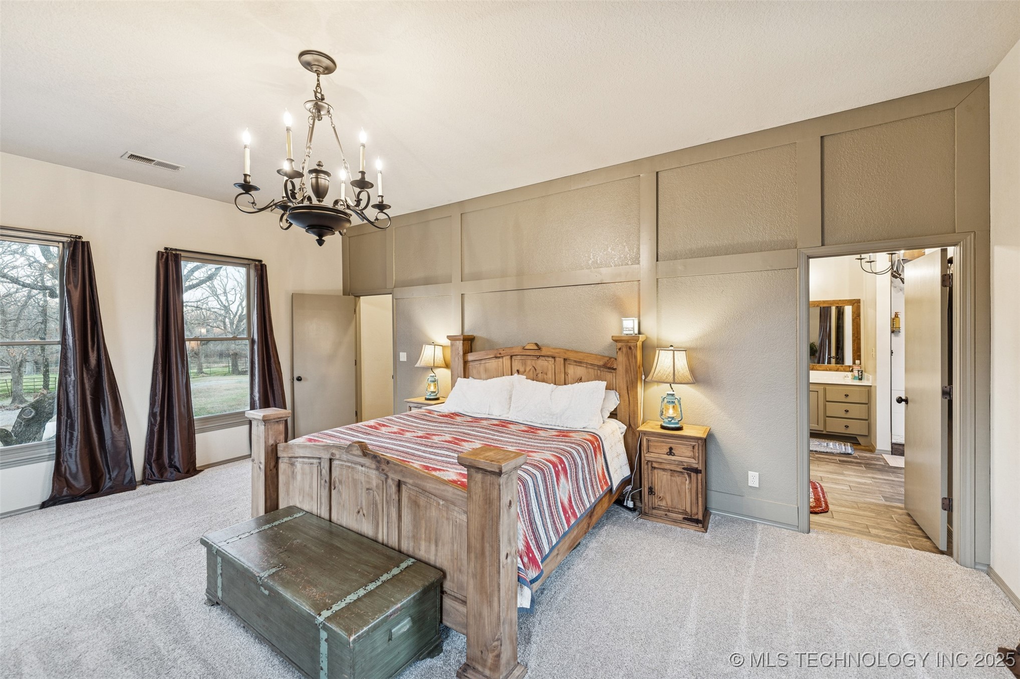 5558 N 441 Property Photo 19