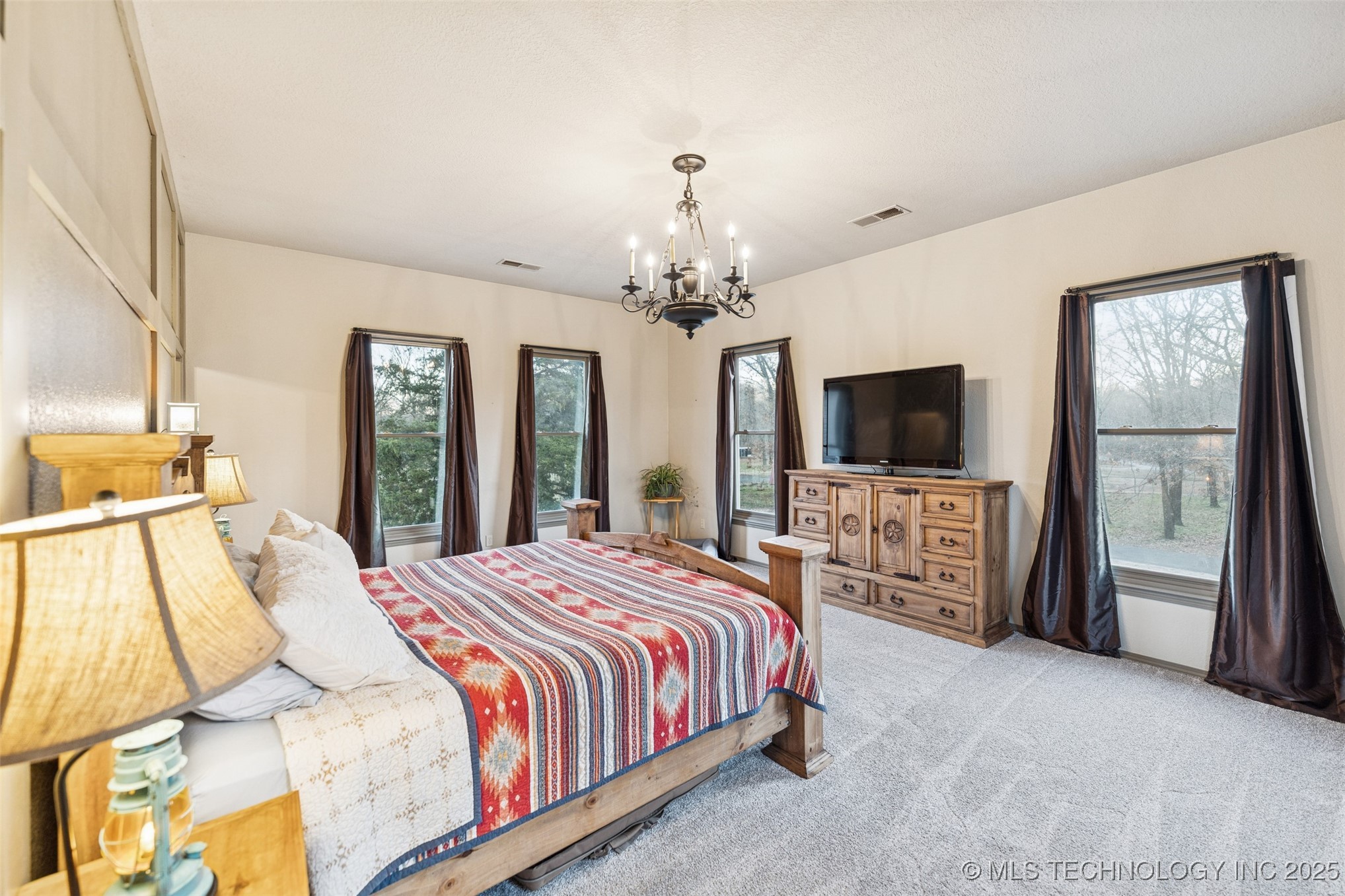 5558 N 441 Property Photo 20