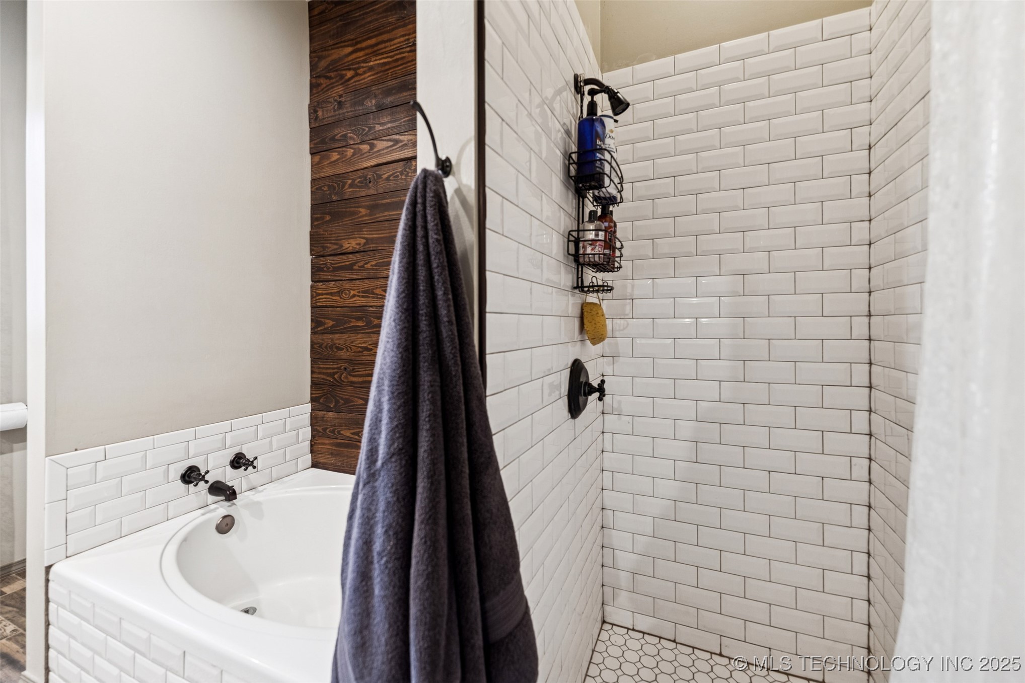 5558 N 441 Property Photo 28