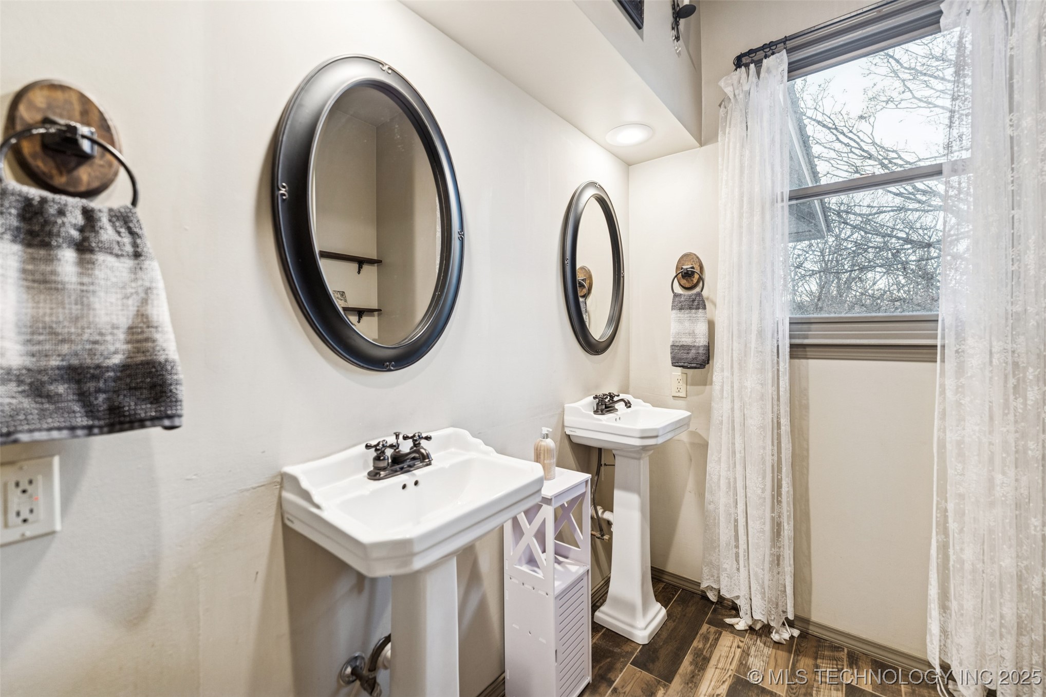 5558 N 441 Property Photo 29