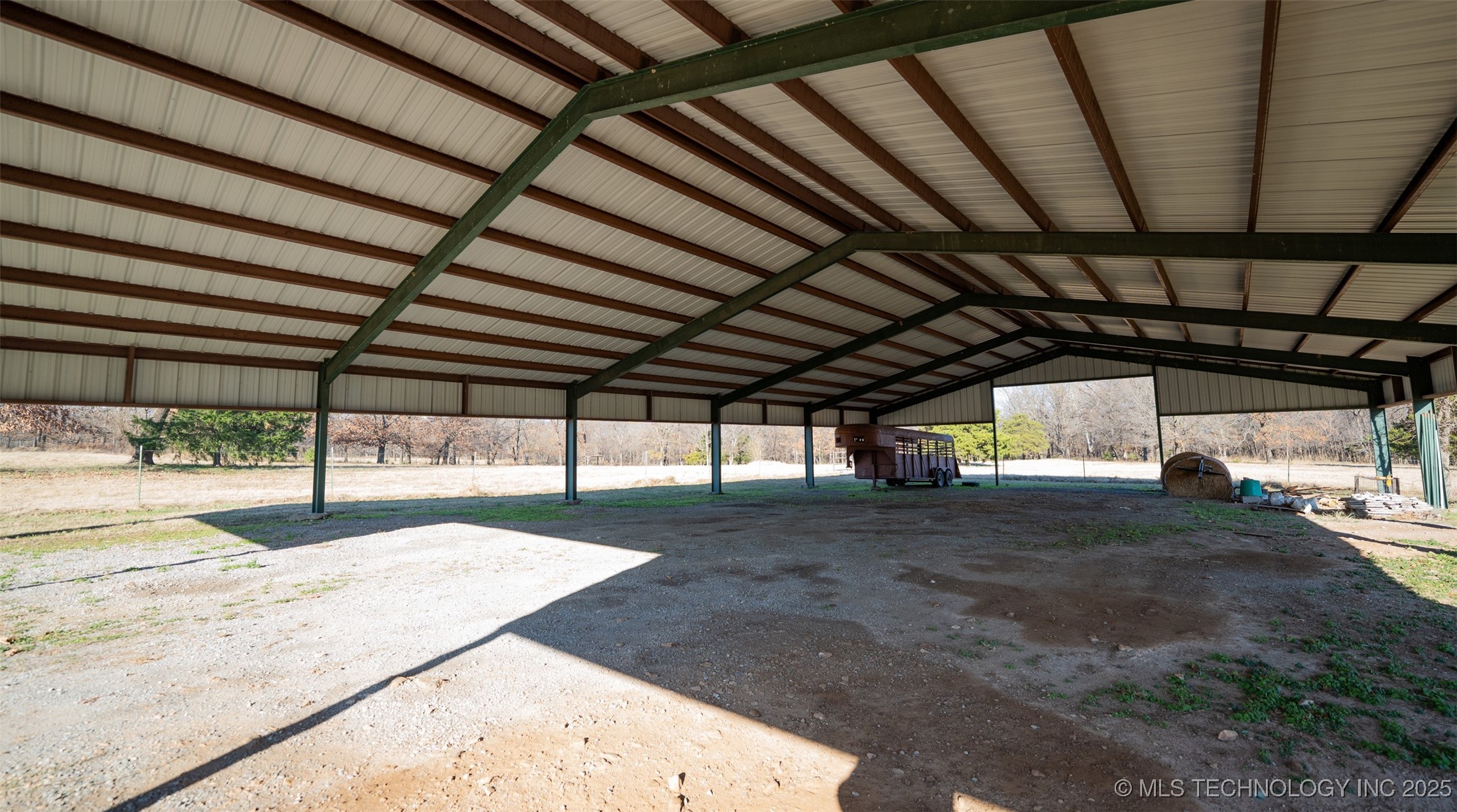 5558 N 441 Property Photo 38