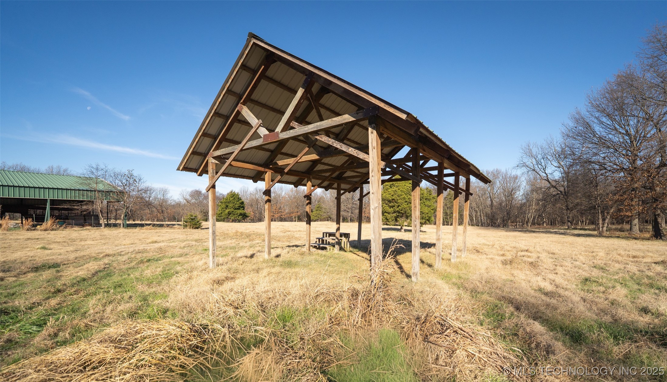 5558 N 441 Property Photo 43