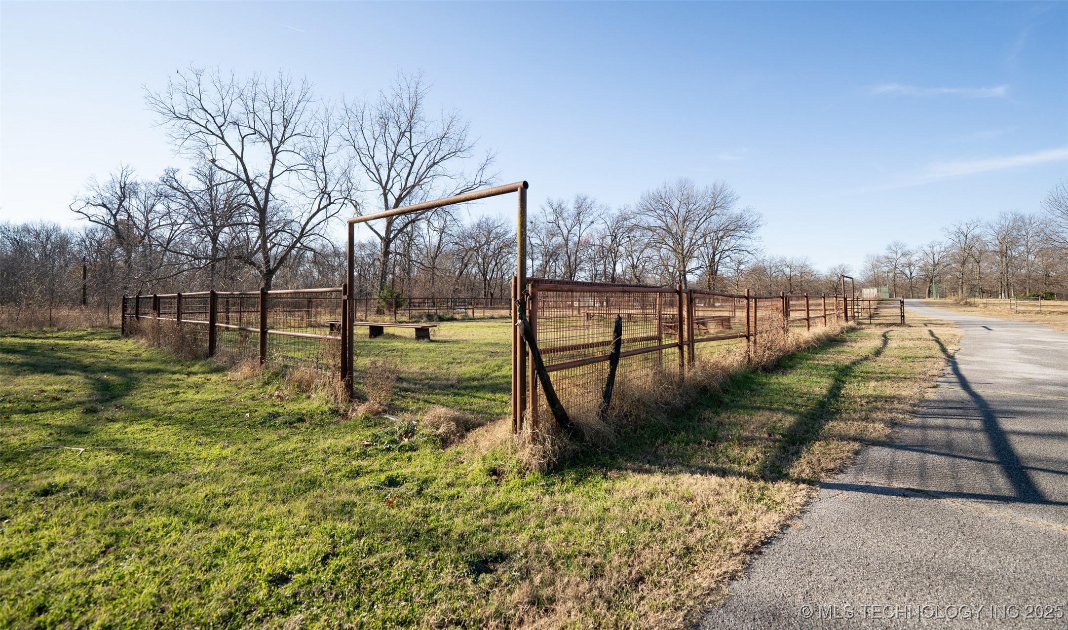 5558 N 441 Property Photo 45