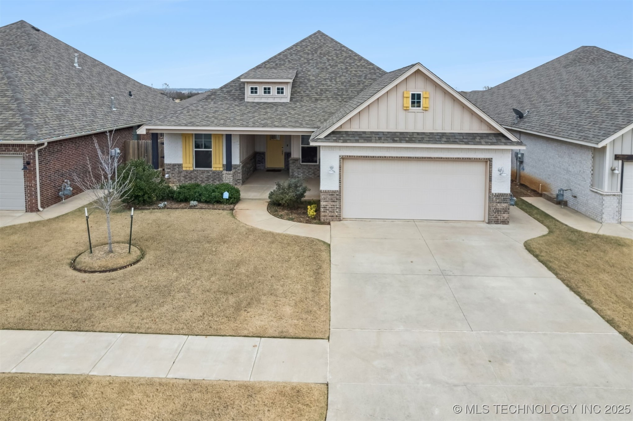 2912 Wild Rose Lane Property Photo 5