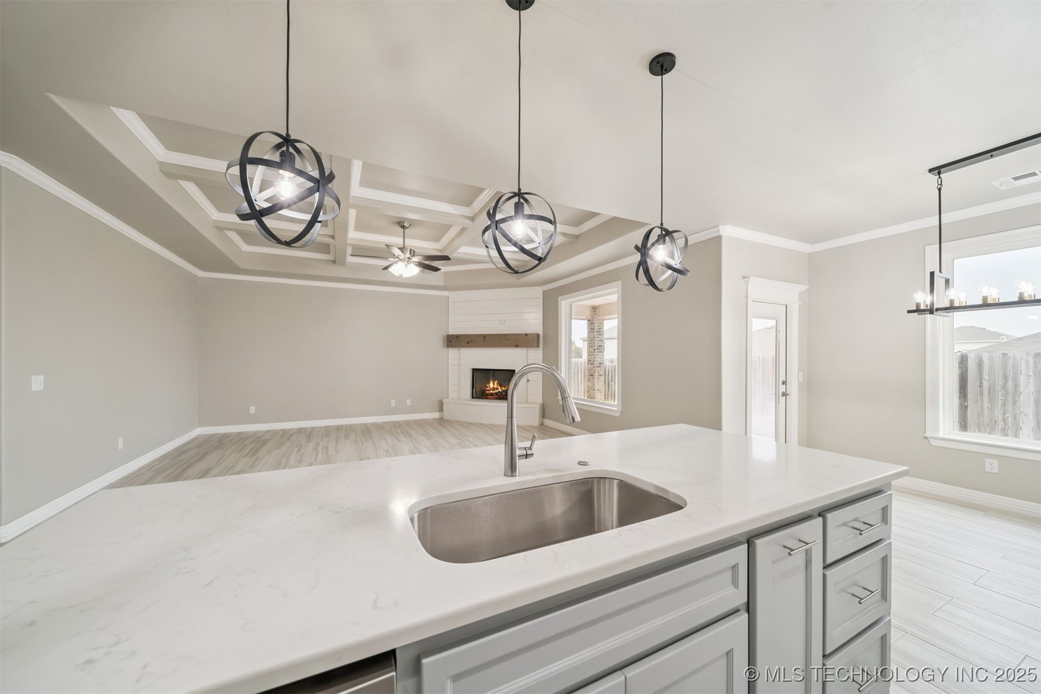 2912 Wild Rose Lane Property Photo 12