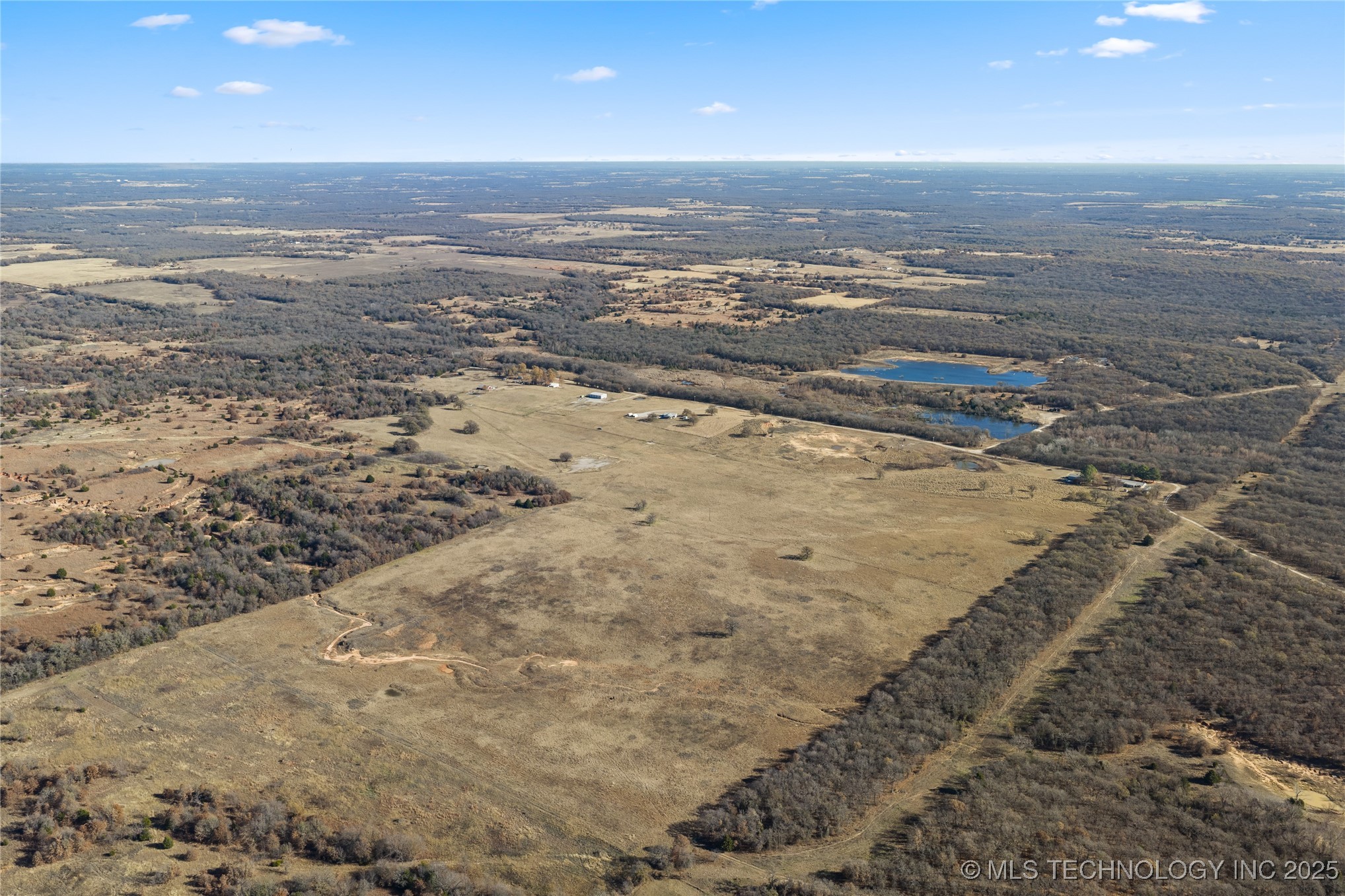 1535 Dillard Property Photo 9