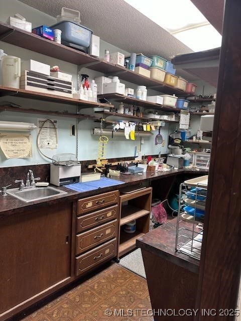 106 S Broadway Street S Property Photo 8