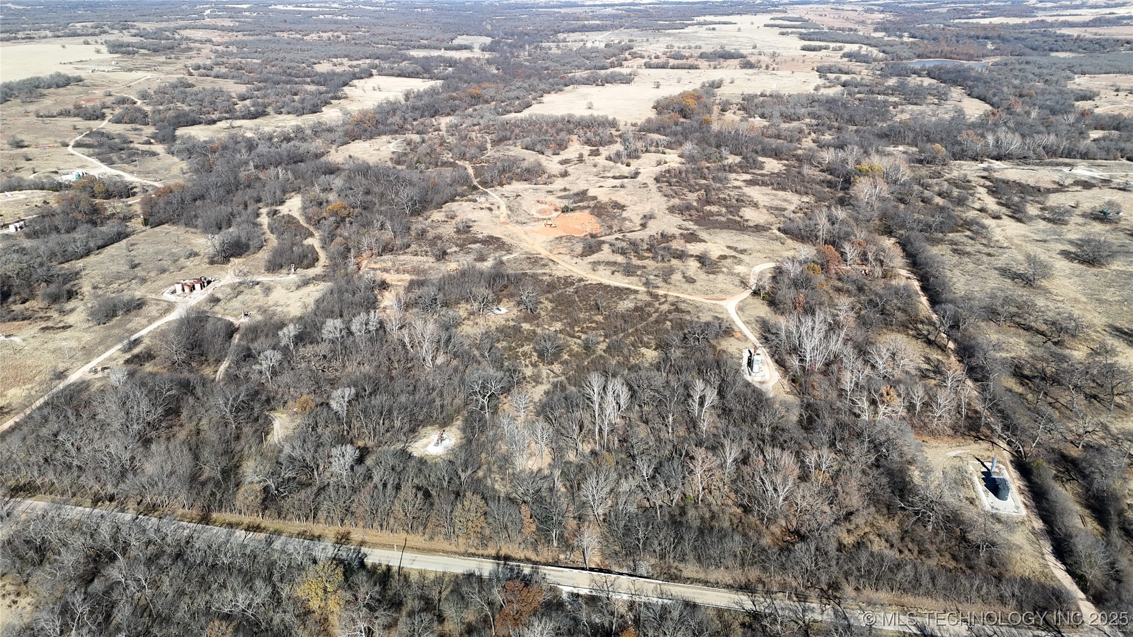 2477 Round Up Property Photo 1