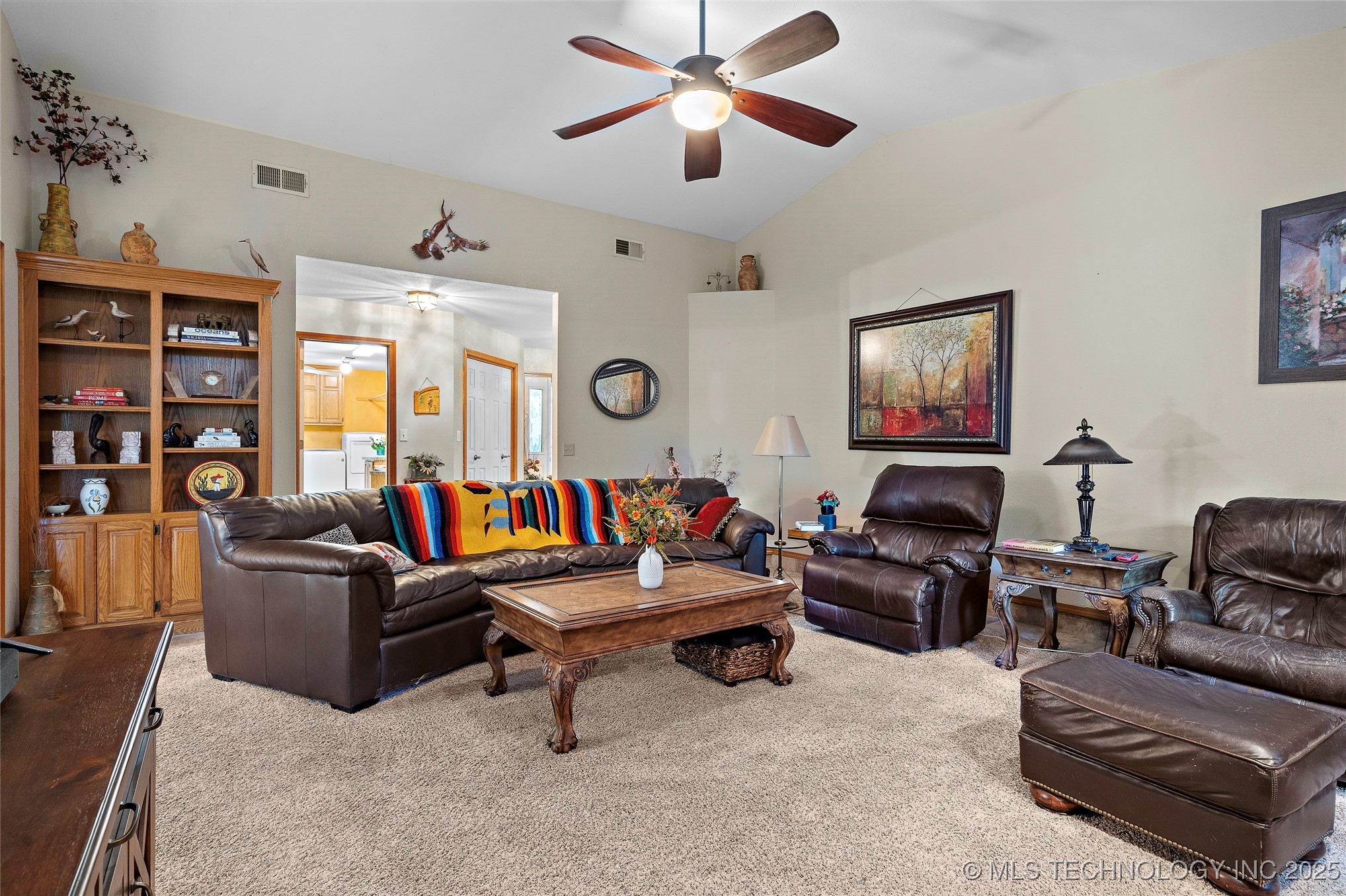 145 Cross Creek Property Photo 10