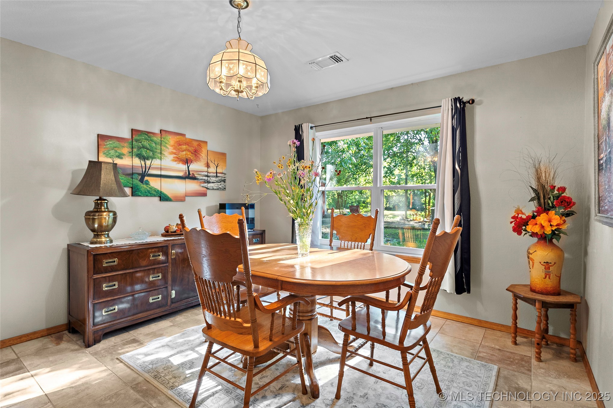 145 Cross Creek Property Photo 13