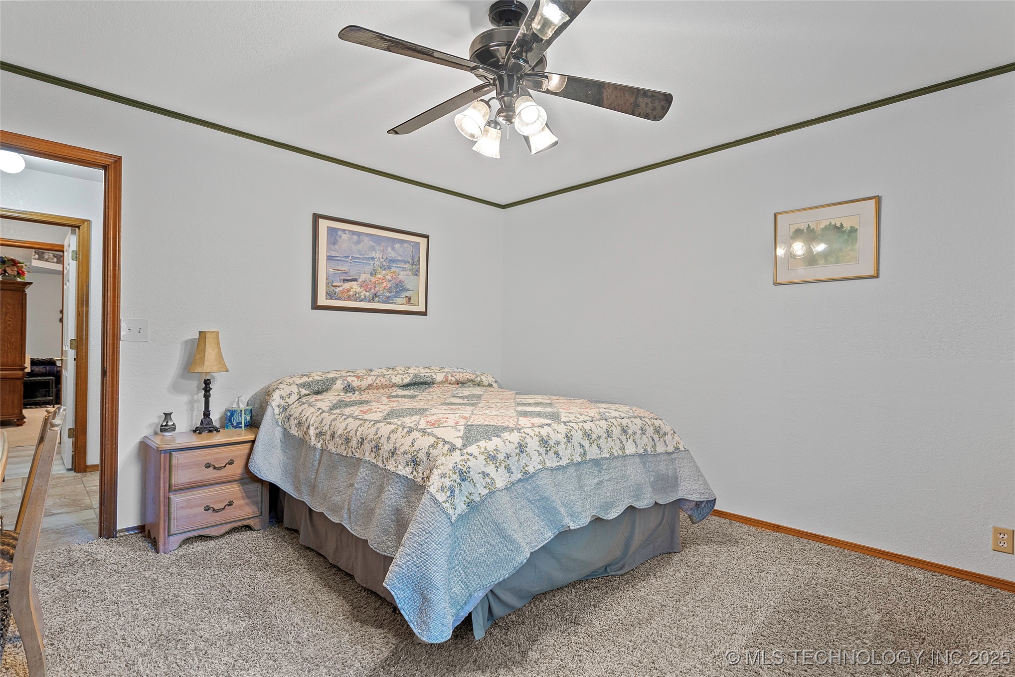 145 Cross Creek Property Photo 28