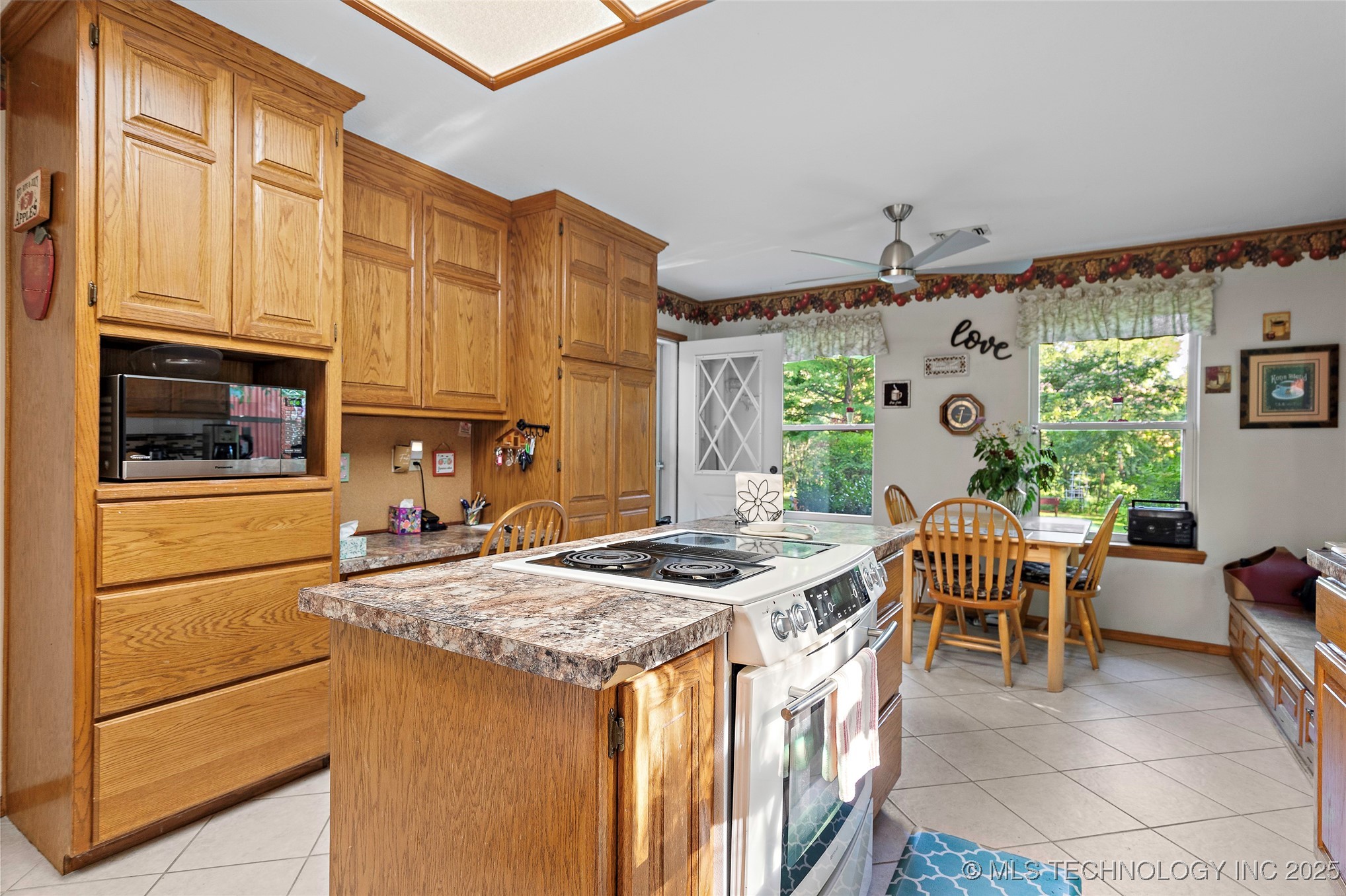 145 Cross Creek Property Photo 35