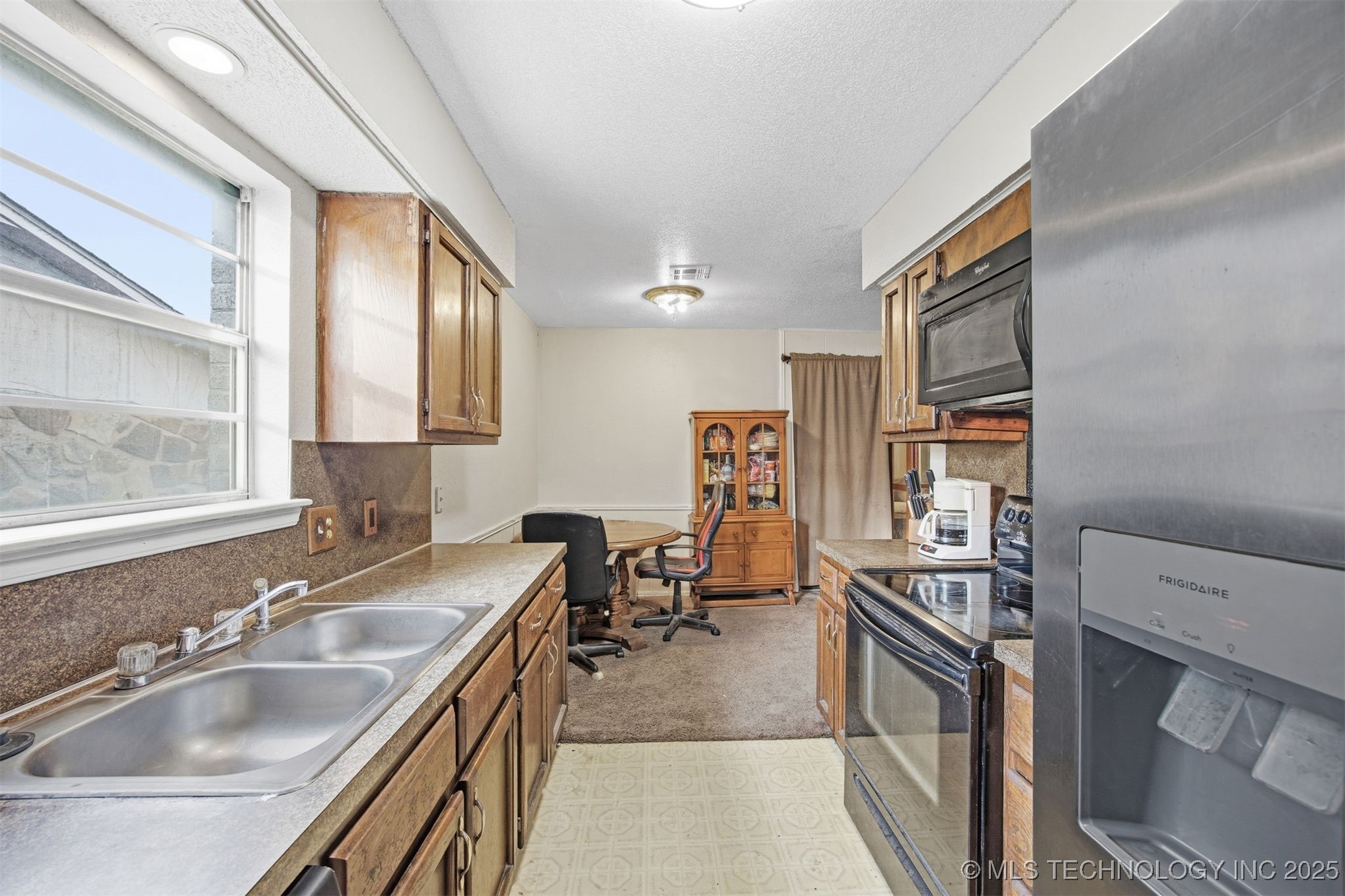 13523 E 31st Place Property Photo 10