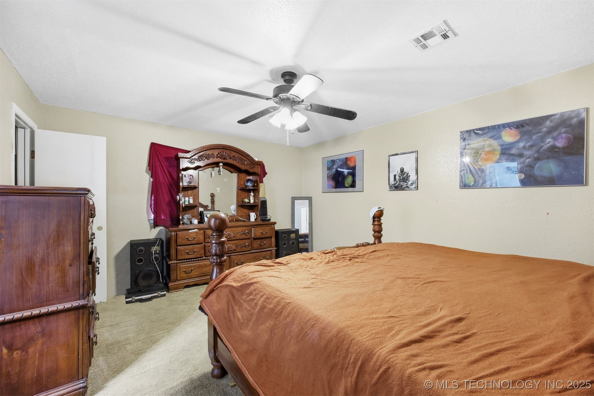 13523 E 31st Place Property Photo 11