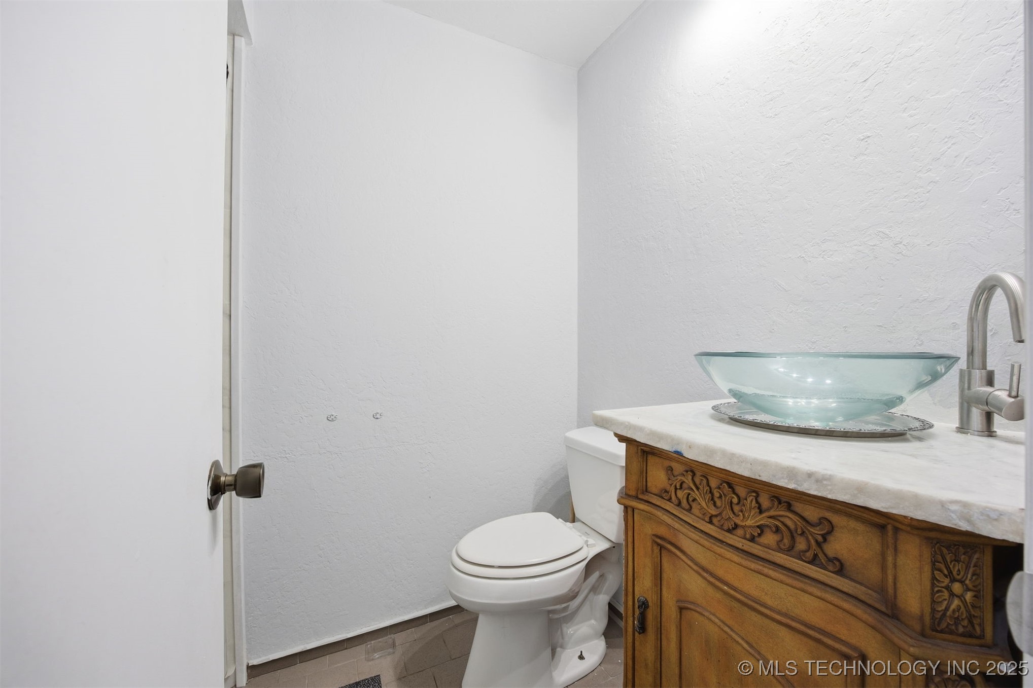 13523 E 31st Place Property Photo 15