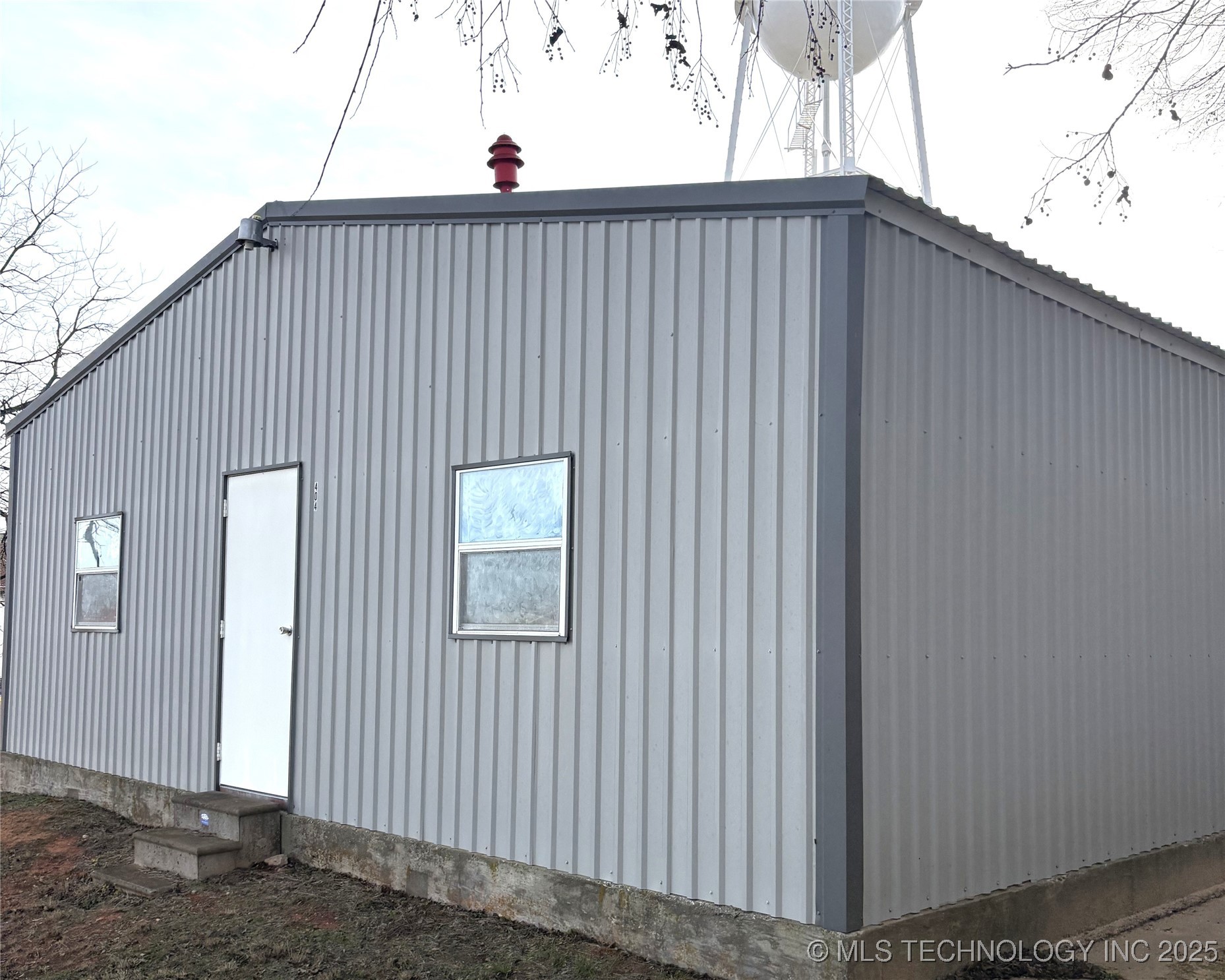 251 Franklin Street Property Photo 8