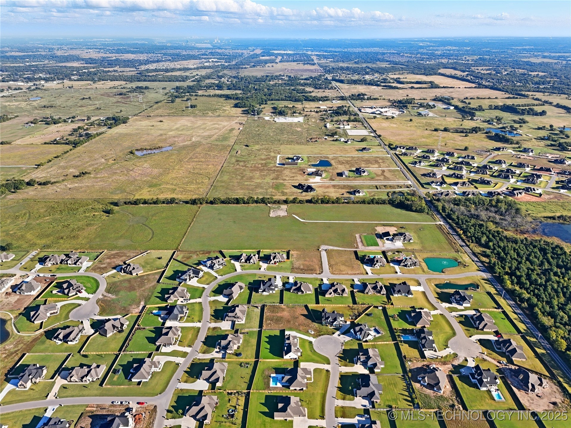 17816 S 47th East Avenue Property Photo 12