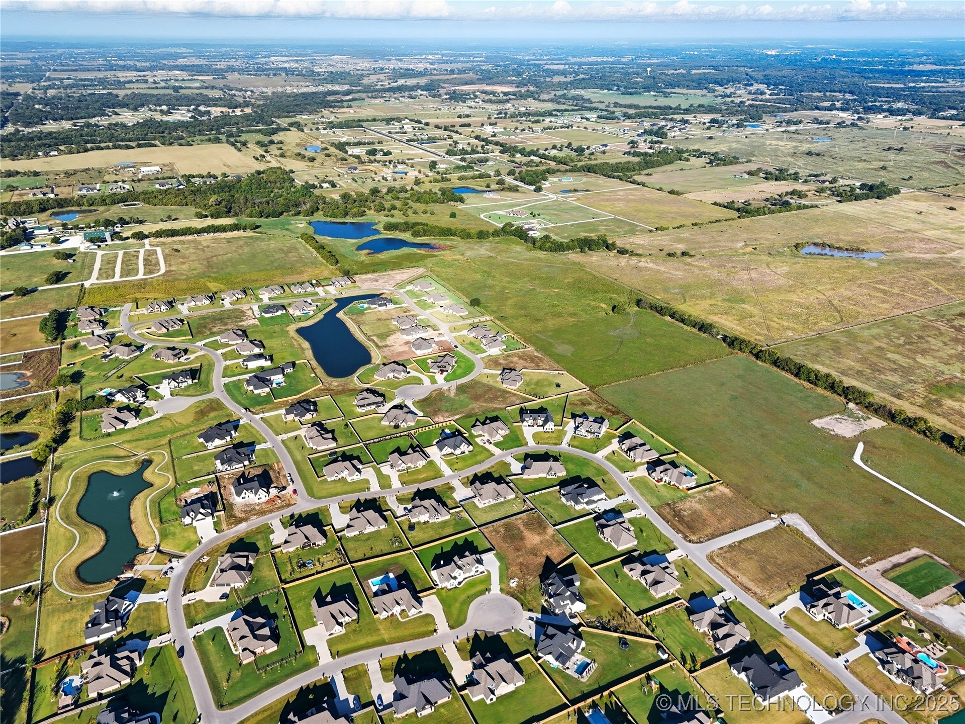 17816 S 47th East Avenue Property Photo 13