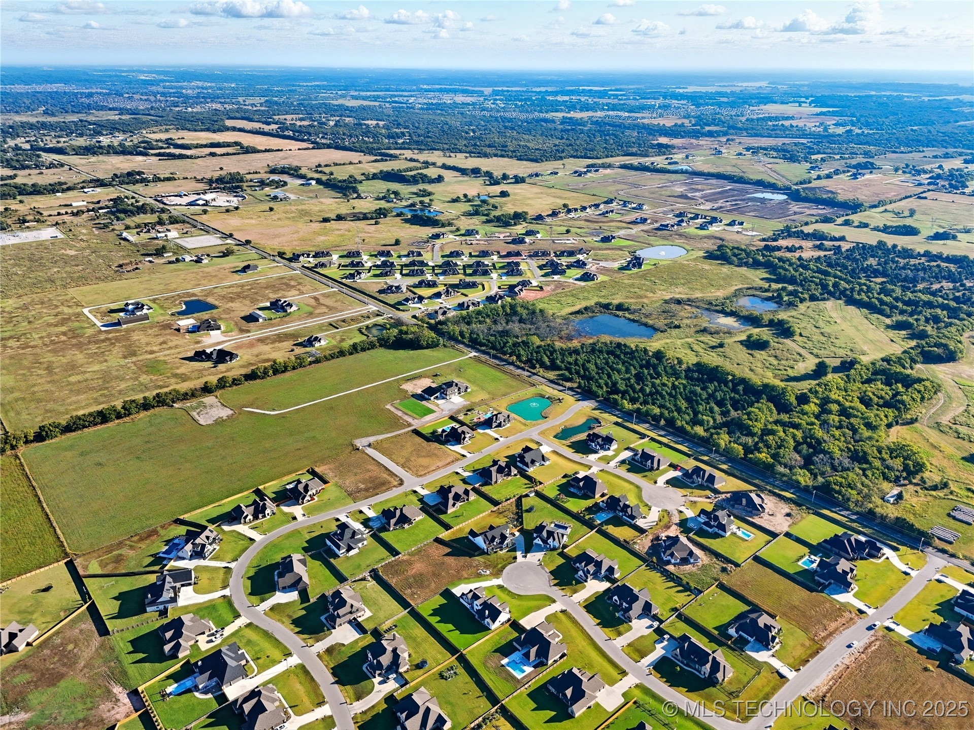 17816 S 47th East Avenue Property Photo 15