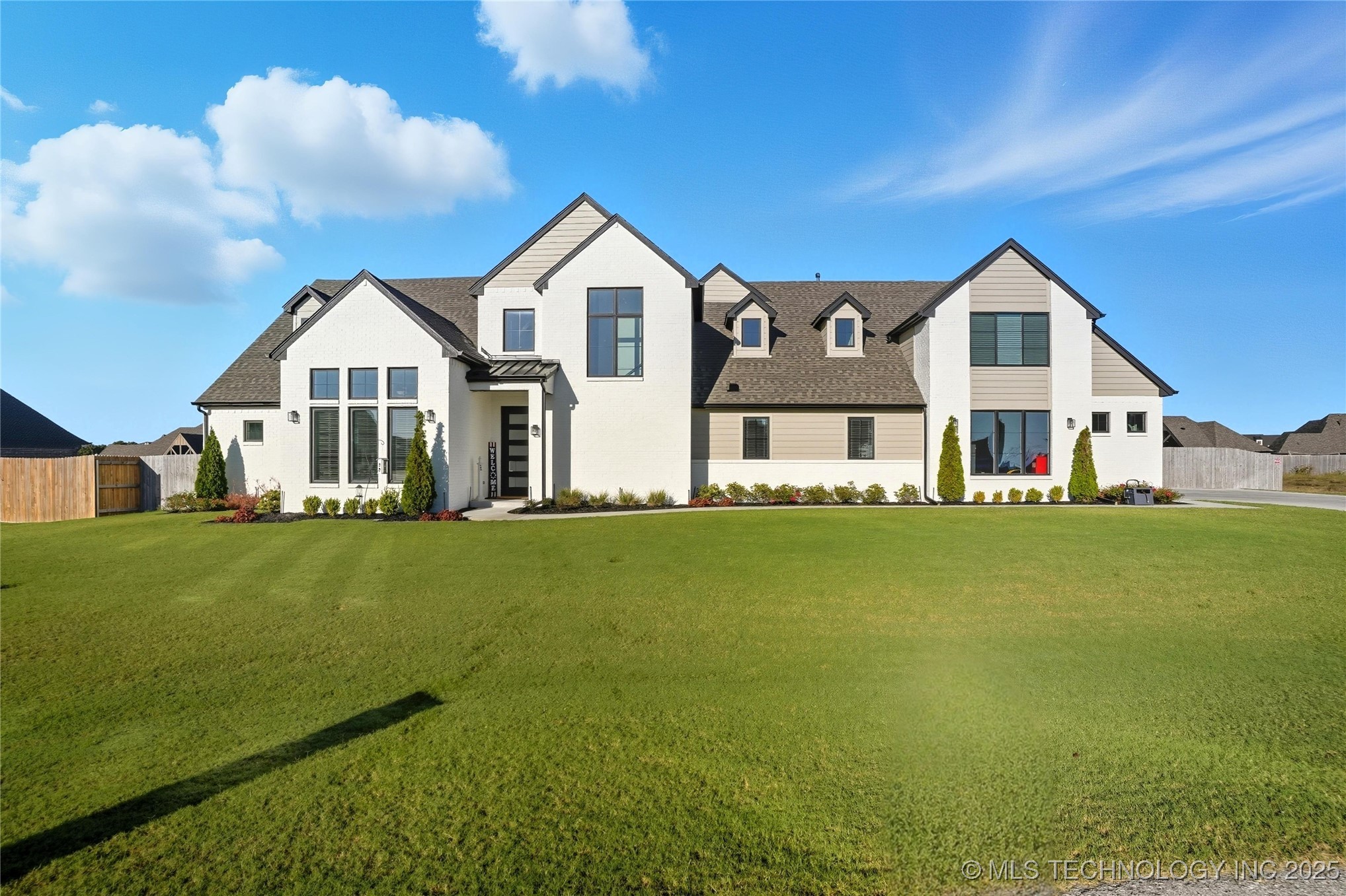 17816 S 47th East Avenue Property Photo 22