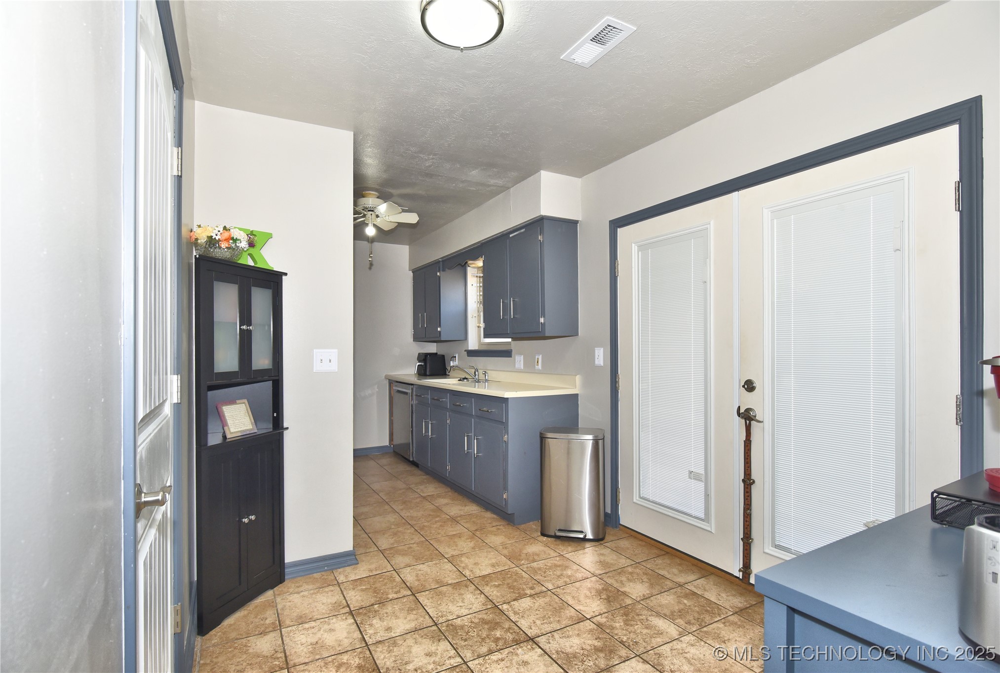 12327 E 17th Street Property Photo 10