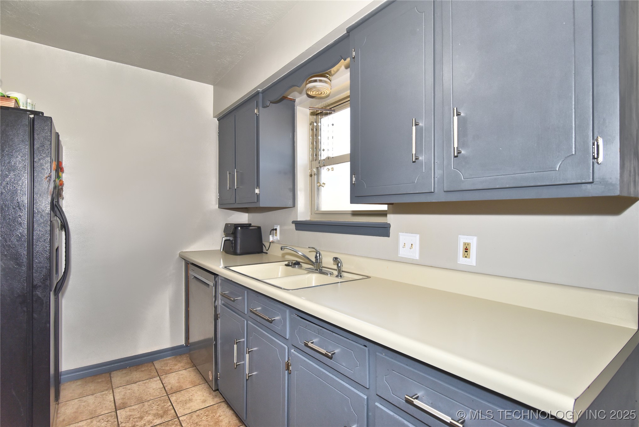 12327 E 17th Street Property Photo 13