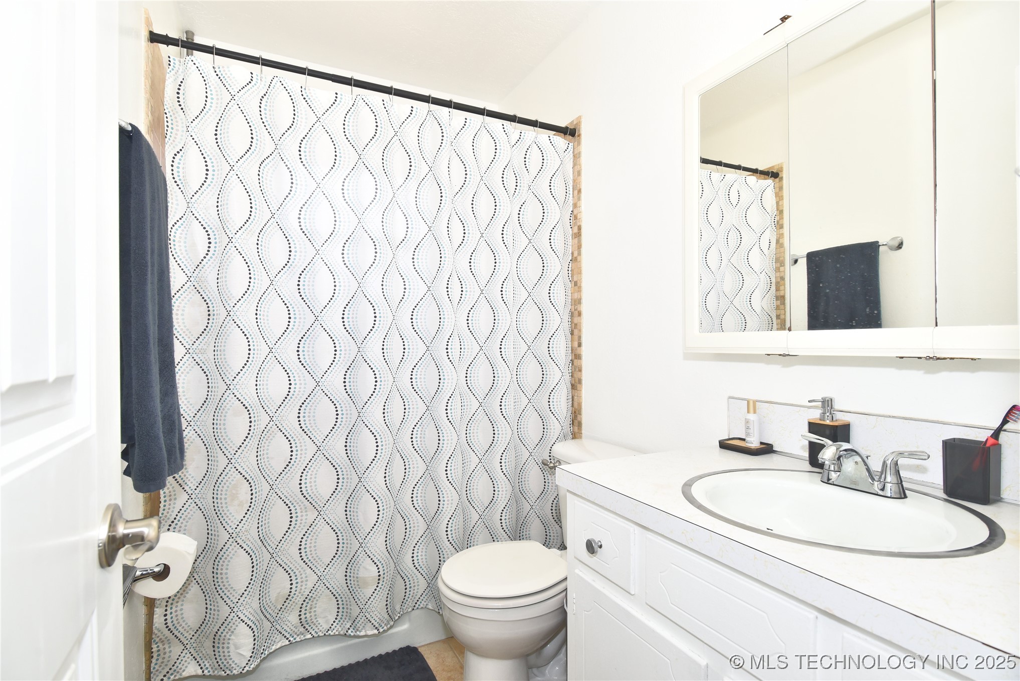 12327 E 17th Street Property Photo 17