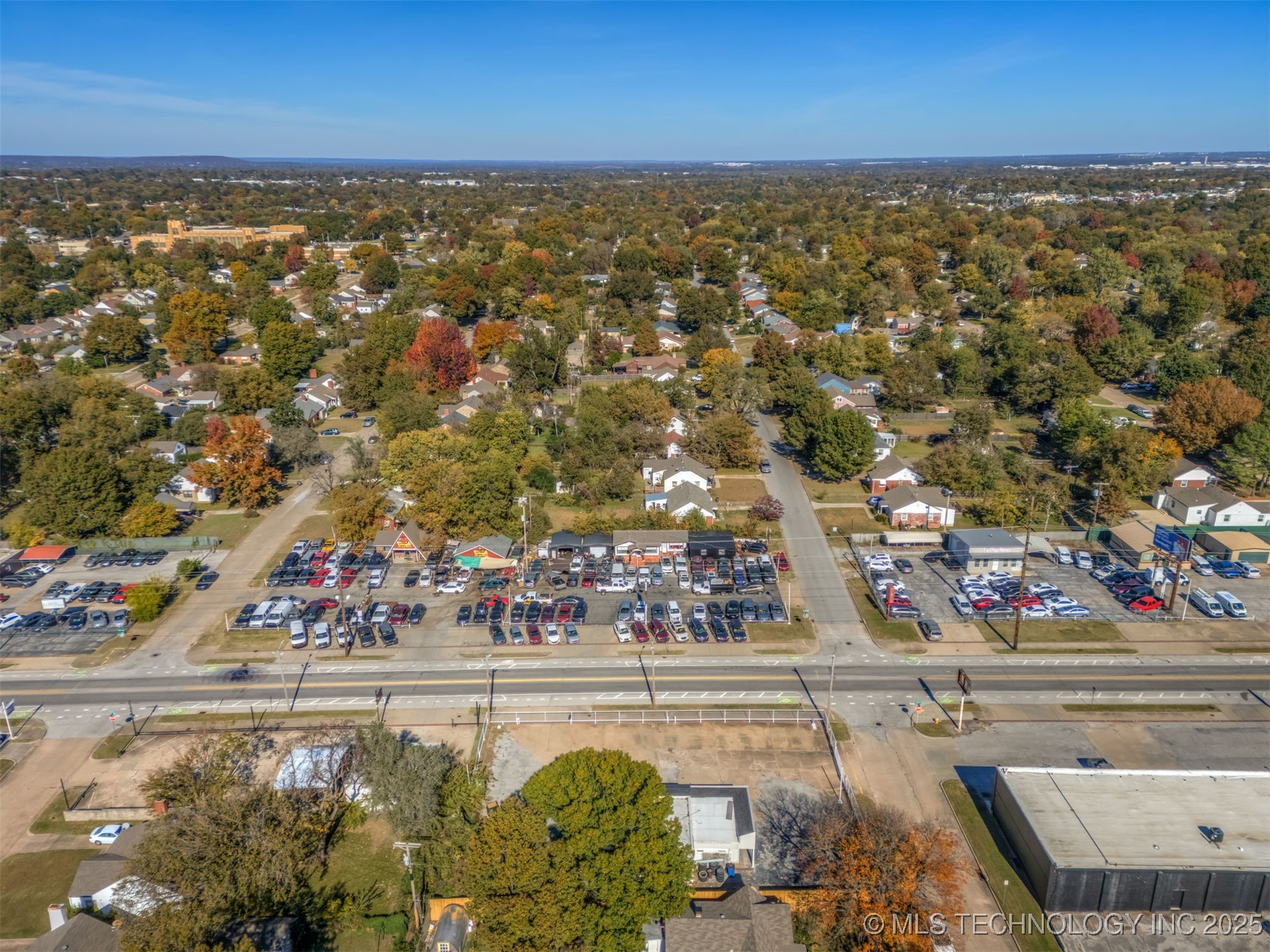 4216 E 11th Street Property Photo 27