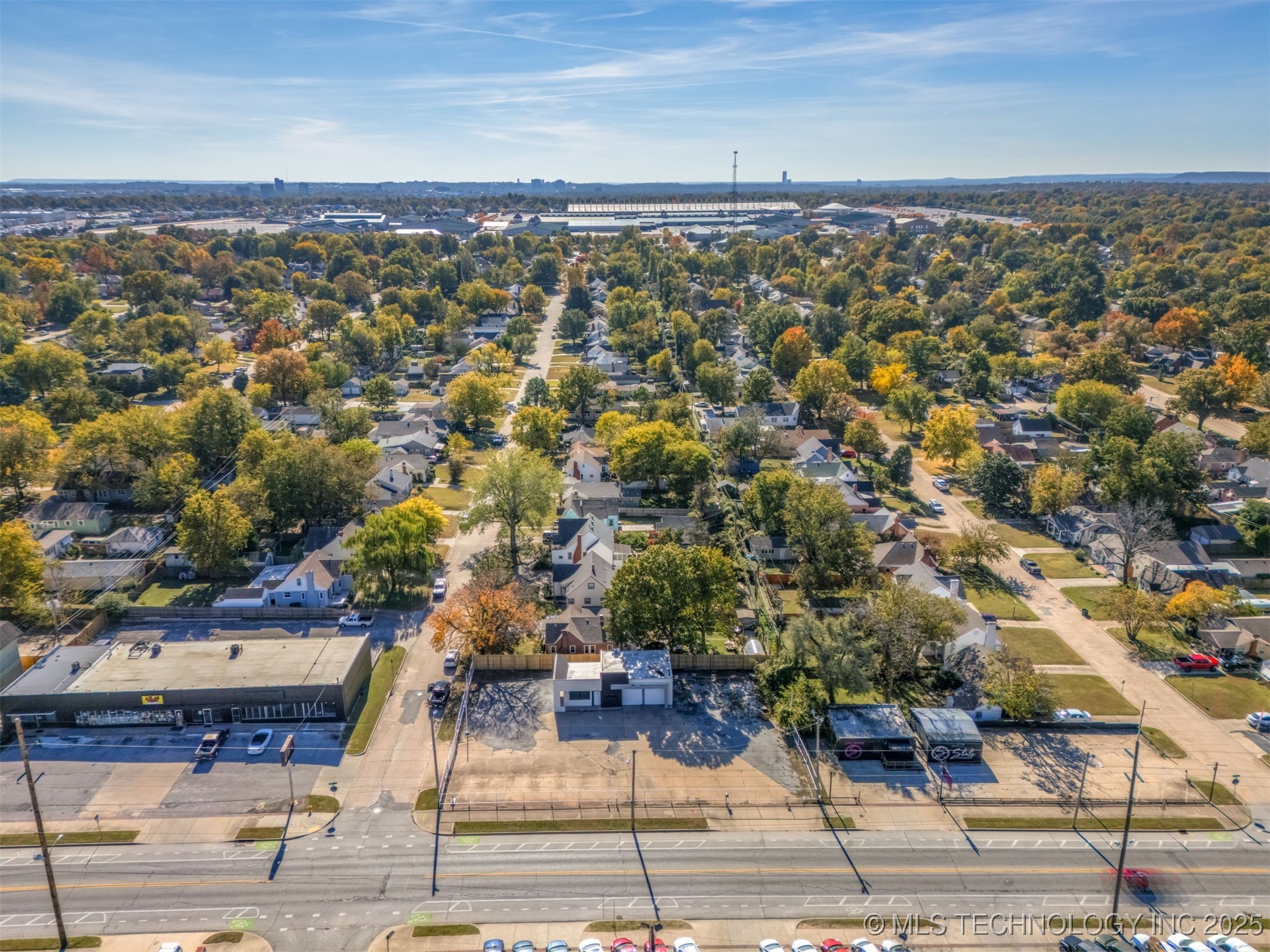 4216 E 11th Street Property Photo 32